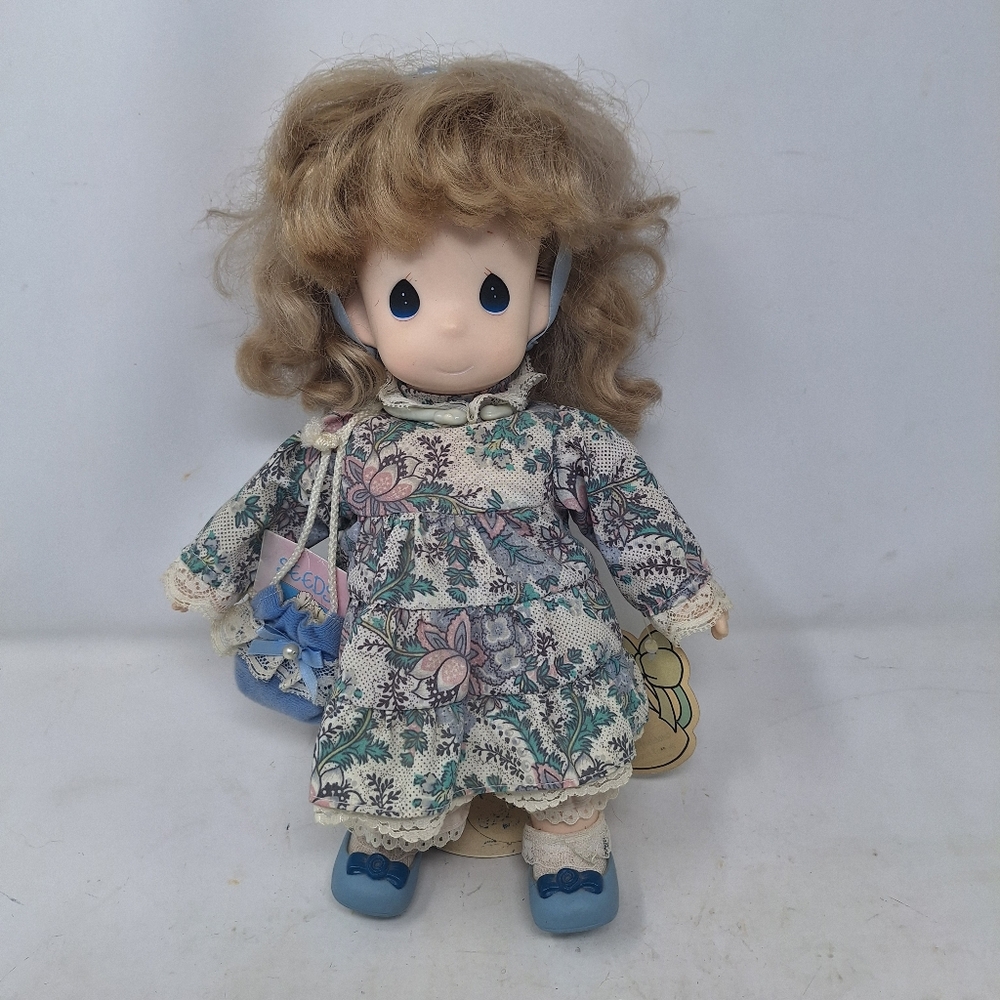 Precious Moments Doll Of The Month May Iris 1994 Garden Of Friends With Stand